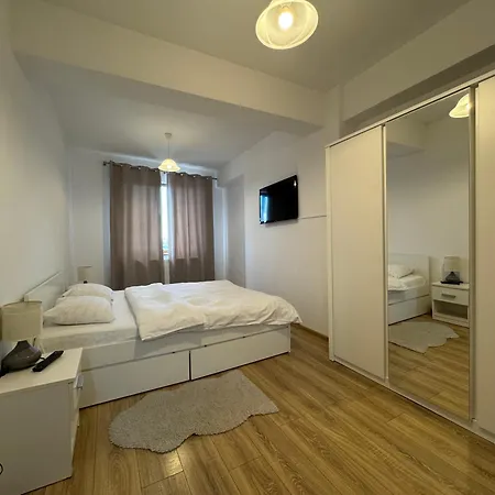 Rivera Apartments - Premium Accomodation Iasi Exterior foto
